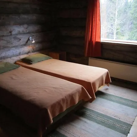 Rukajarven Kelopirtit Cottages *
